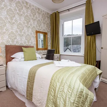 Lynwood (adults Only)